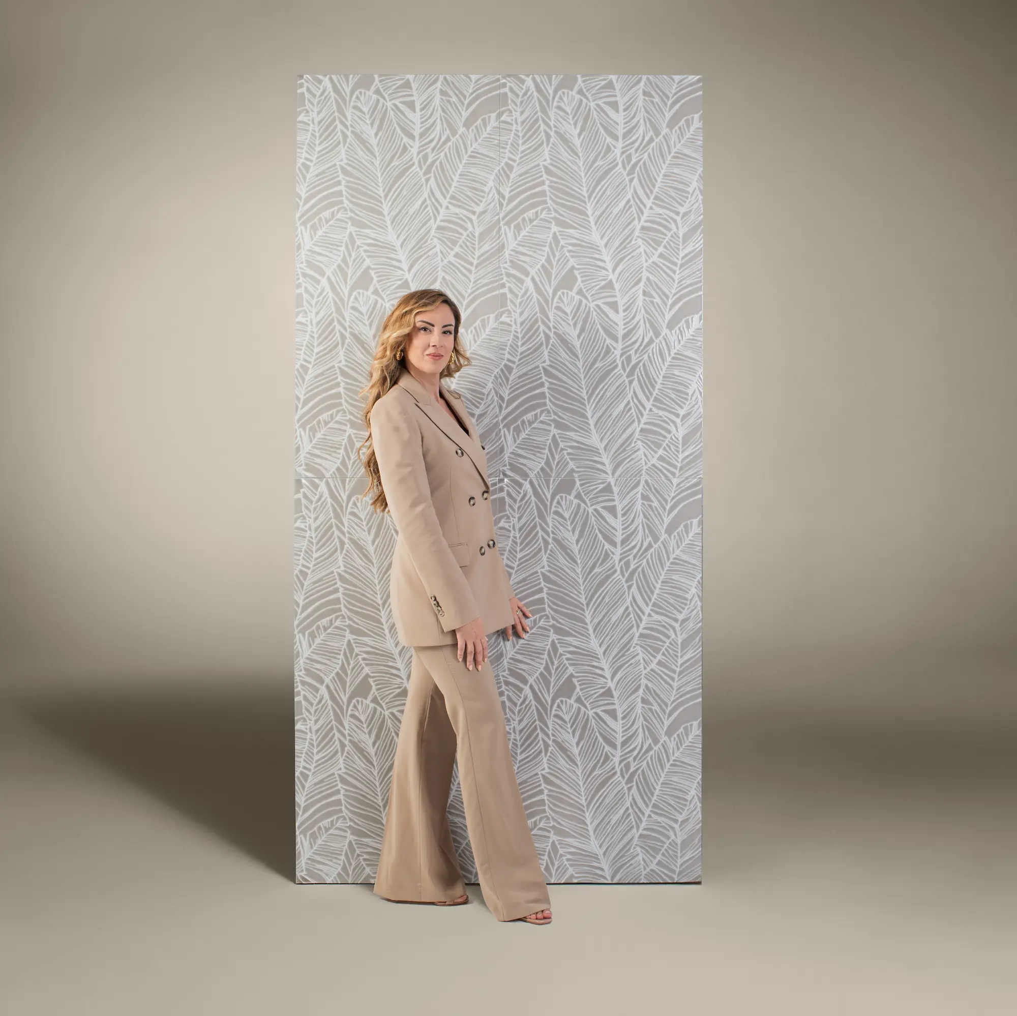 Banana Bloom Grey
